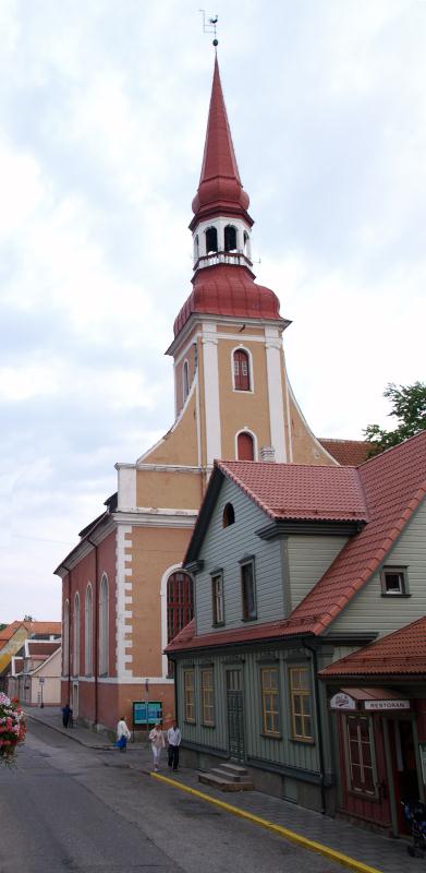 File:Pärnumaa_Pärnu_Eliisabeti kirik_kuninga tänaval.jpg